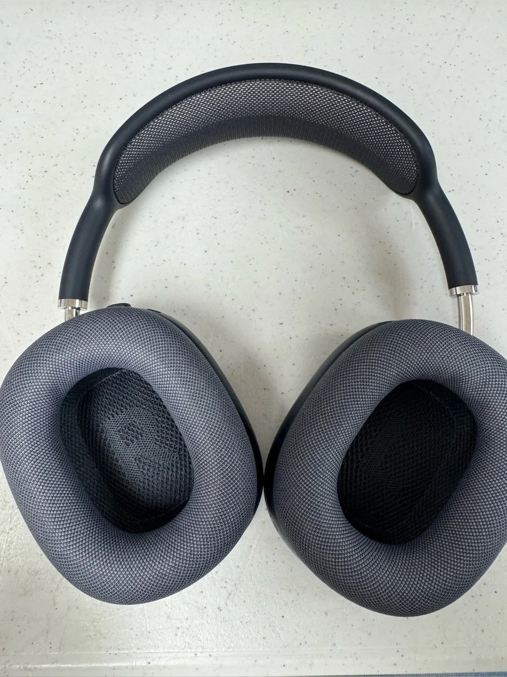 Apple AirPods Max Over-Ear Headphones - Dark Gray